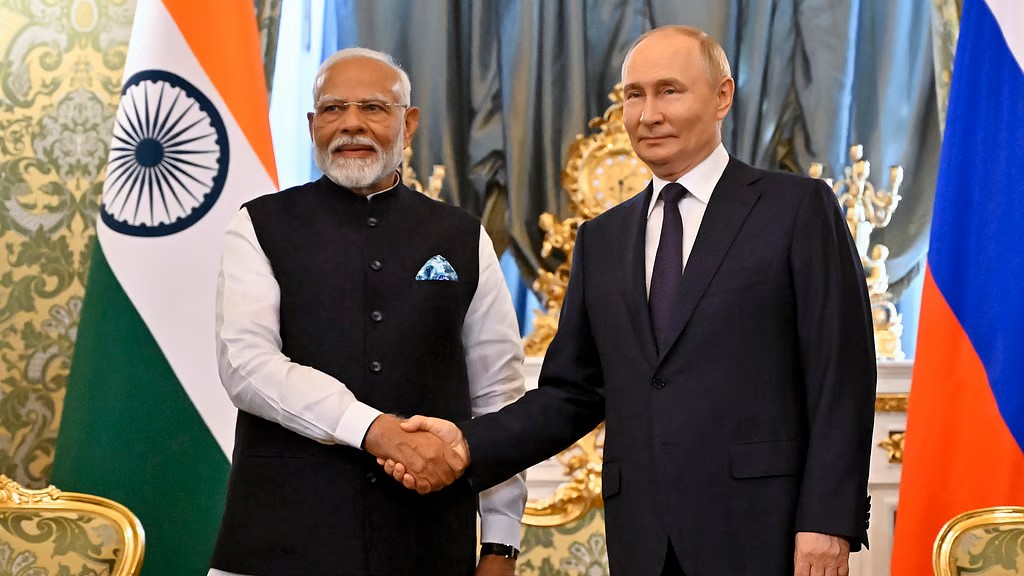 Putin will also meet Indian Prime Minister Narendra Modi at a regional summit in China on Monday.(File Photo | AP)